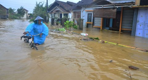 26158-banjir-kudus